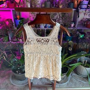 Lace Delia’s top!